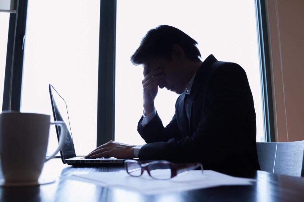 5 Ways unscheduled downtime hurts your business